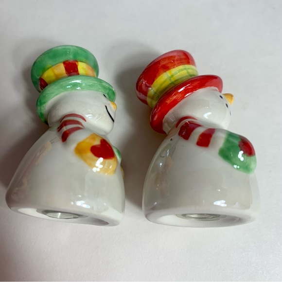 NWT. Mini Snowman salt & pepper shaker matching set. Ceramic adorable snowmen. - Picture 4 of 10